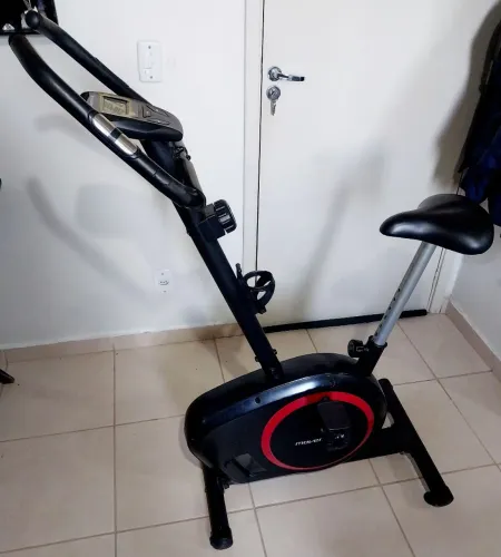 BICICLETA ERGOMÉTRICA MAGNÉTICA MOVEMENT V2