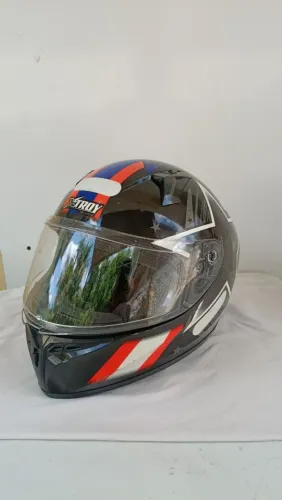 Capacete xtroy N60 strelar