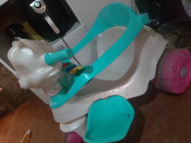 Vendo motinha infantil (está toda boa)