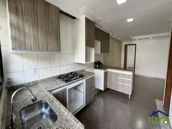 Casa Para Alugar de 150m² Com 3 Dormitorios No Bairro Bandeiras Em Osasco