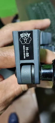 Shockmount microfone akg c3000