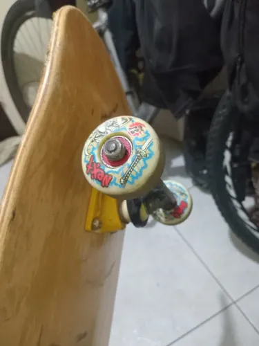 Skate top