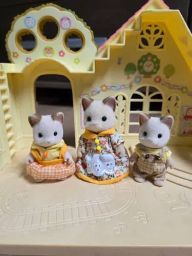 Gatos Creme Sylvanian Families
