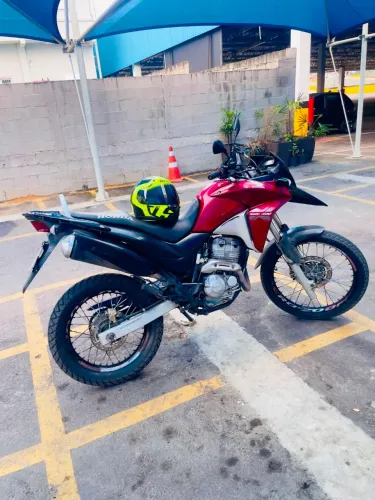 Honda XRE 300 2015 - Revisada, quitada e pronta pra rodar.