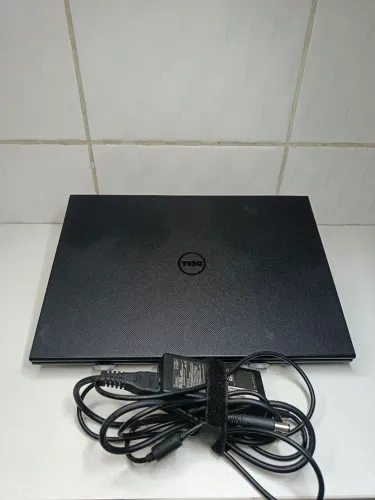 Notebook Dell I5 8GB SSD Bateria Boa e Placa de Vídeo