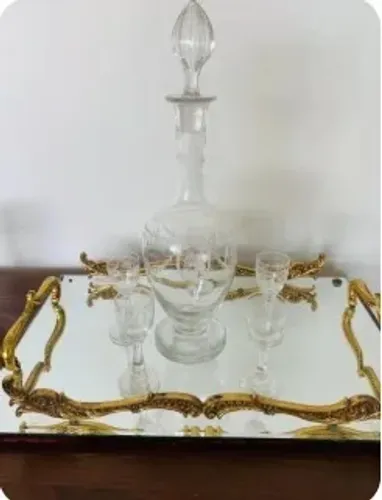 Licoreira cristal com 5 taças comprado em Antiquário 