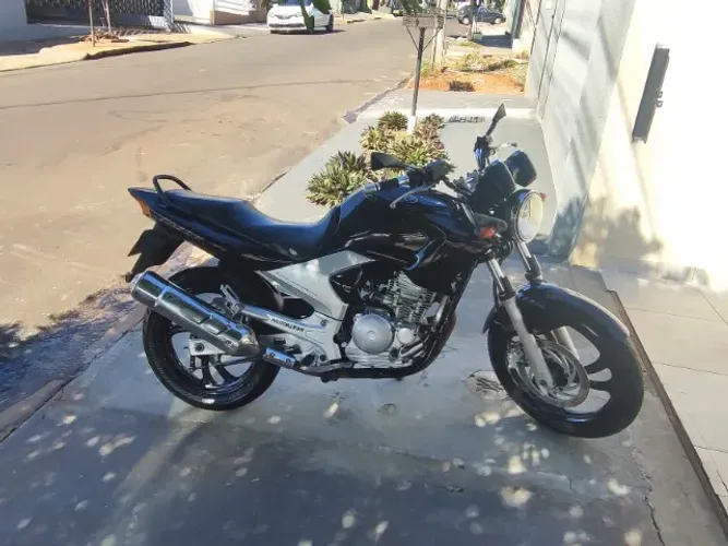 Fazer 250 ano 2008 Preta Yamara 