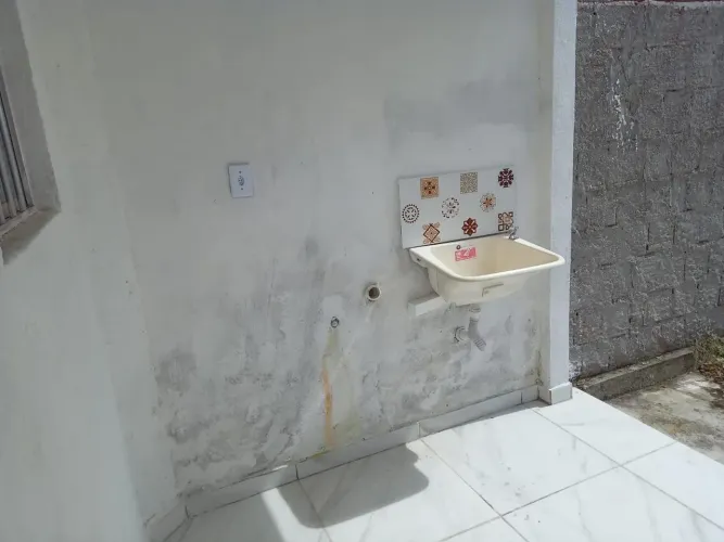 Alugo casa em Tibiri
