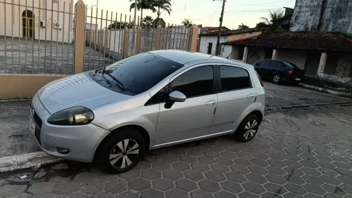 Fiat Punto ELX 1.4 Fire Flex 8V 5P 2010