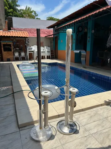 Par de Banquetas/Cadeiras Inox para Bar Molhado de Piscina (Novas / Nunca usadas)