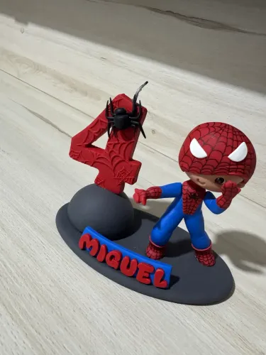 Vendo vela de biscuit homem aranha 