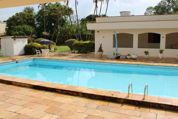 Sítio em Atibaia com Piscina | Lazer e Natureza para Temporada