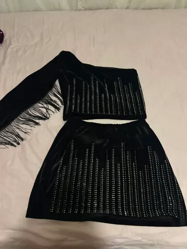 Conjunto Saia e Blusa Festa.
