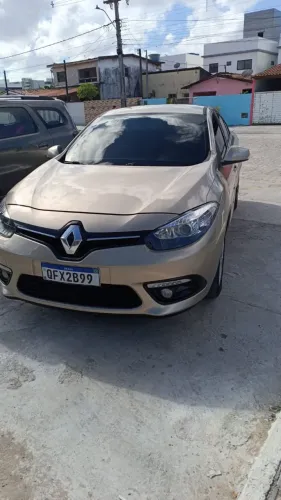 Renault Fluence Sed. Dynamique 2.0 16V Flex Aut. 2016