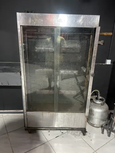 2 máquina de galeto , 1.500,00 cada
