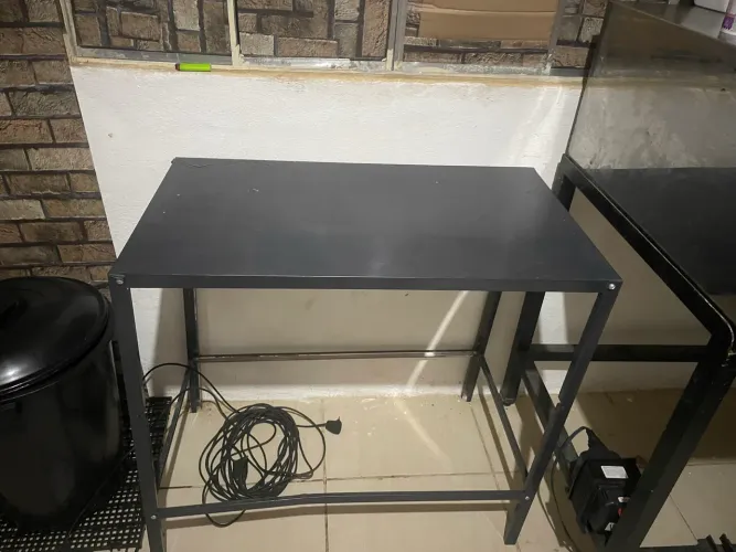 Vendo 2 bancadas de inox com suporte de condimentos 6 Cubas .