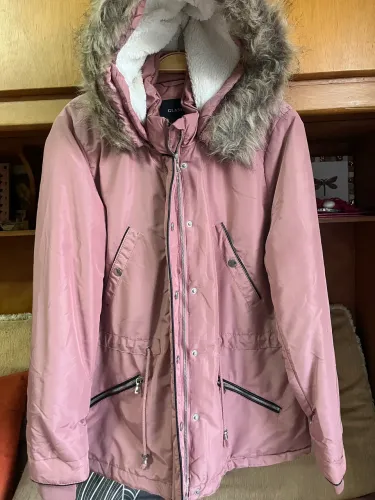 Jaqueta parca rosa feminina