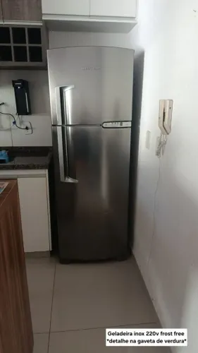 Geladeira inox 220v frost free - $1.399,90 A vista 12x 133,20 no cartão de crédito