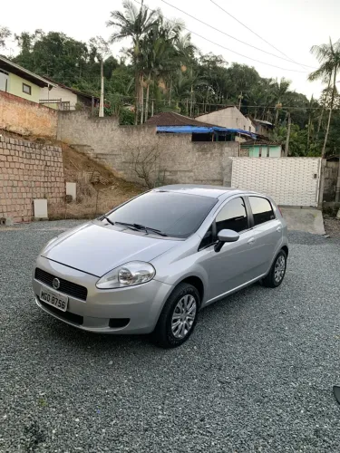 Fiat Punto 1.4 Fire Flex 8V 5P 2010