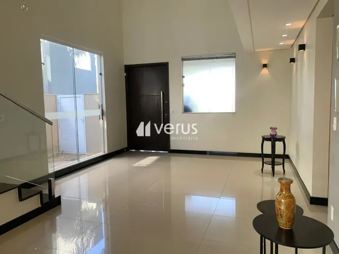 Casa para aluguel, 3 quartos, 3 suítes, 2 vagas, ACLIMACAO - Uberlândia/MG