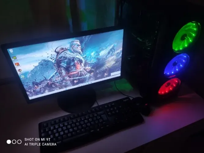 PC Gamer i5 8500 + GTX1660TI