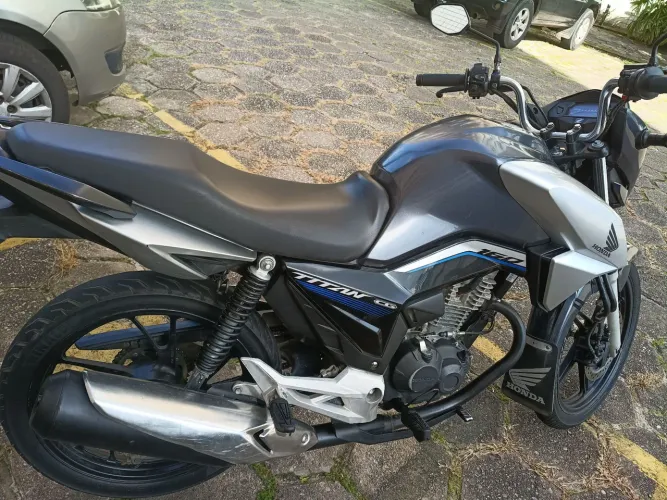 Titan 2023 tudo certo 