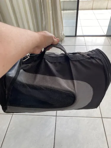 Bolsa viagem pet média preta