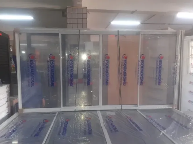 janela de alumínio branca com vidros 4 folhas 2,00x1,00 799,90 a vista