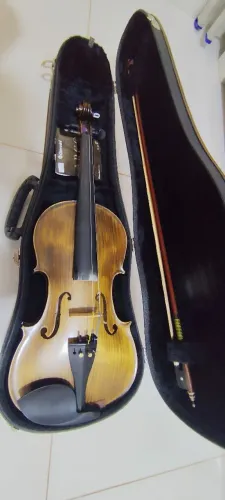 Viola de arco nurheson