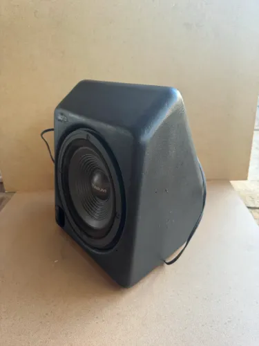 Caixa de som automotivo: subwoofer 8? + box 