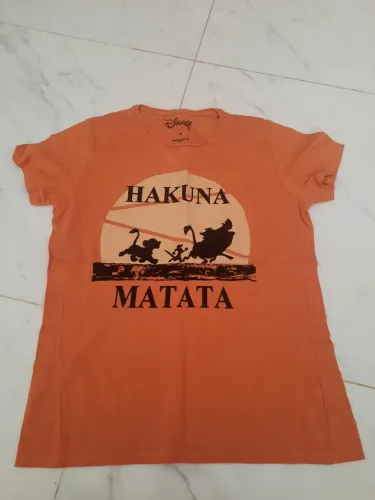 Camisa Disney Original Hakuna Matata