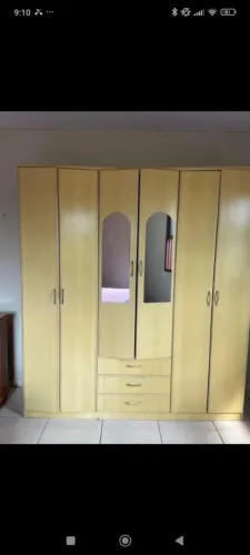 Guarda roupa de casal