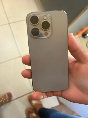 iPhone 15 pro 128giga