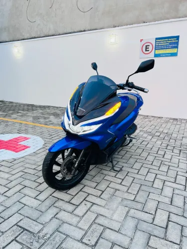 HONDA PCX azul 2022