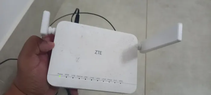Roteador ZTE Wi-Fi 6 GPON ZXHN F6201B - Completo com Caixa e Fonte - Excelente Estado