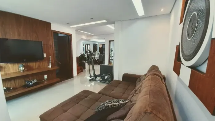 Casa moderna, 5 quartos, suíte, alto padrão - OPORTUNIDADE