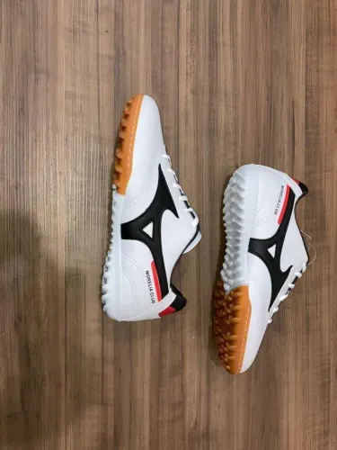 Chuteira Society Mizuno