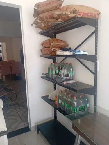 Vende-se 2 prateleira gândula são 2 igual a foto cada uma 150 reais