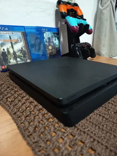 PS4 A VENDA, CONSERVADO E COMPLETO!