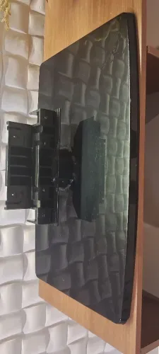 Pé base da tv HBuster 42 polegadas praticamente novo