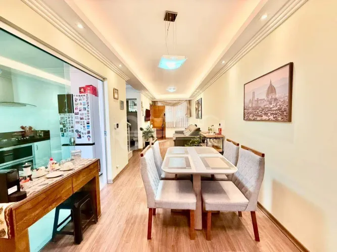 Casa geminada à venda, 4 quartos, 3 suítes, 4 vagas, Santa Amélia - Belo Horizonte/MG