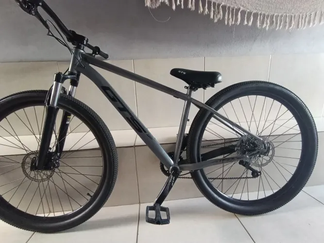 Quadro de bike GTS 17. Avax (Leia a descrição)