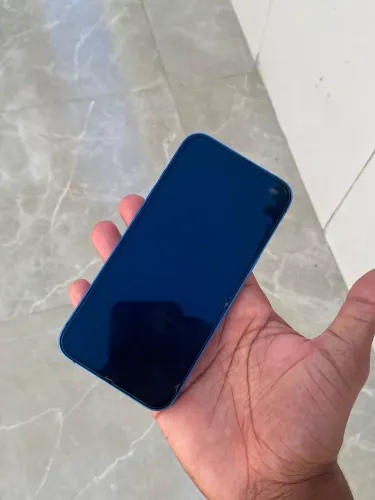 iPhone 13