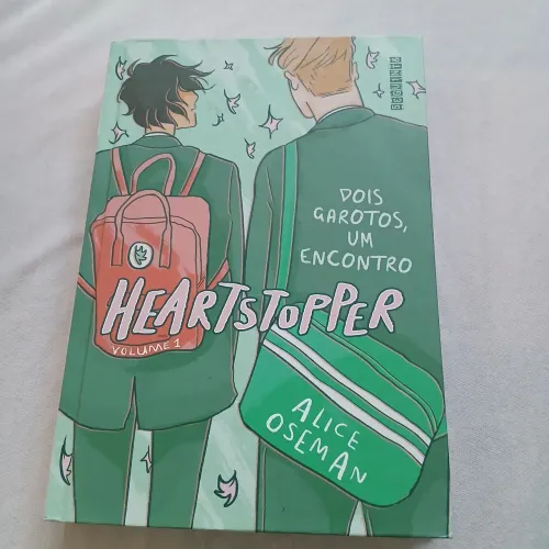 Livro Heartstopper dois garotos um encontro