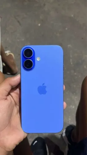 iPhone 16