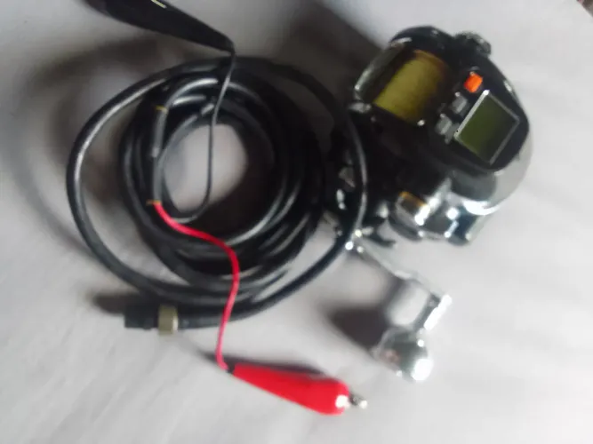 Vendo carretilha de pesca elétricas