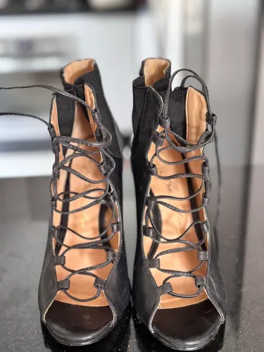 Ankleboot Luiza Barcelos 