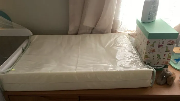 Vendo trocador de bebê verde