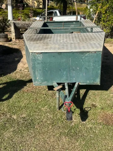 Carretinha Baú, para barco.