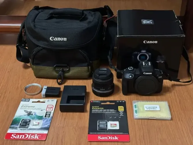 Canon EOS R100 Mirrorless - Estado de Nova (Menos de 6k cliques) + Extras